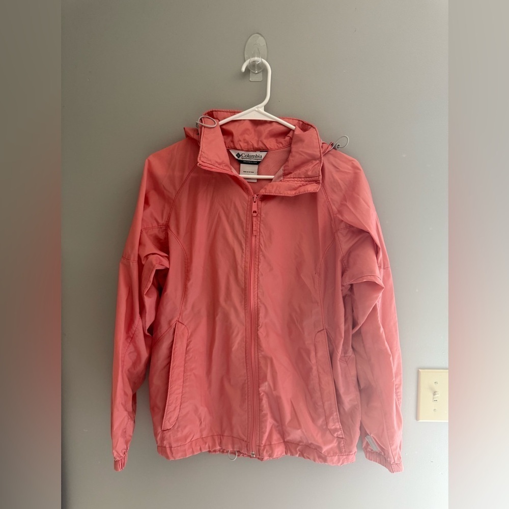 Columbia Womens Salmon Pink Zip Up Windbreaker SZ S Lightweight Nylon Rain Coat